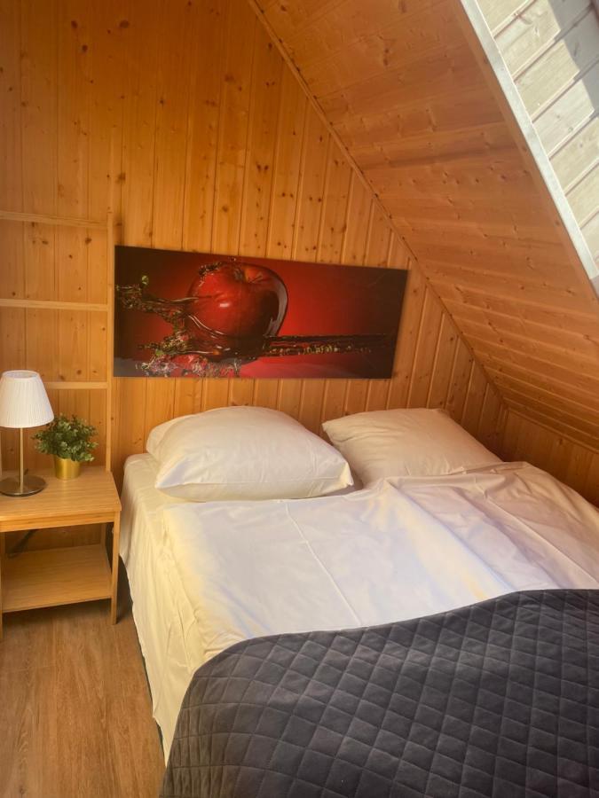 Sosnowa Mila - Domy I Apartamenty Поберово Екстериор снимка