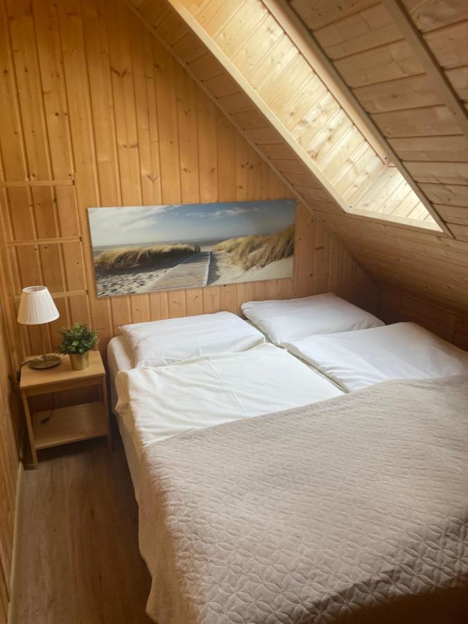 Sosnowa Mila - Domy I Apartamenty Поберово Екстериор снимка