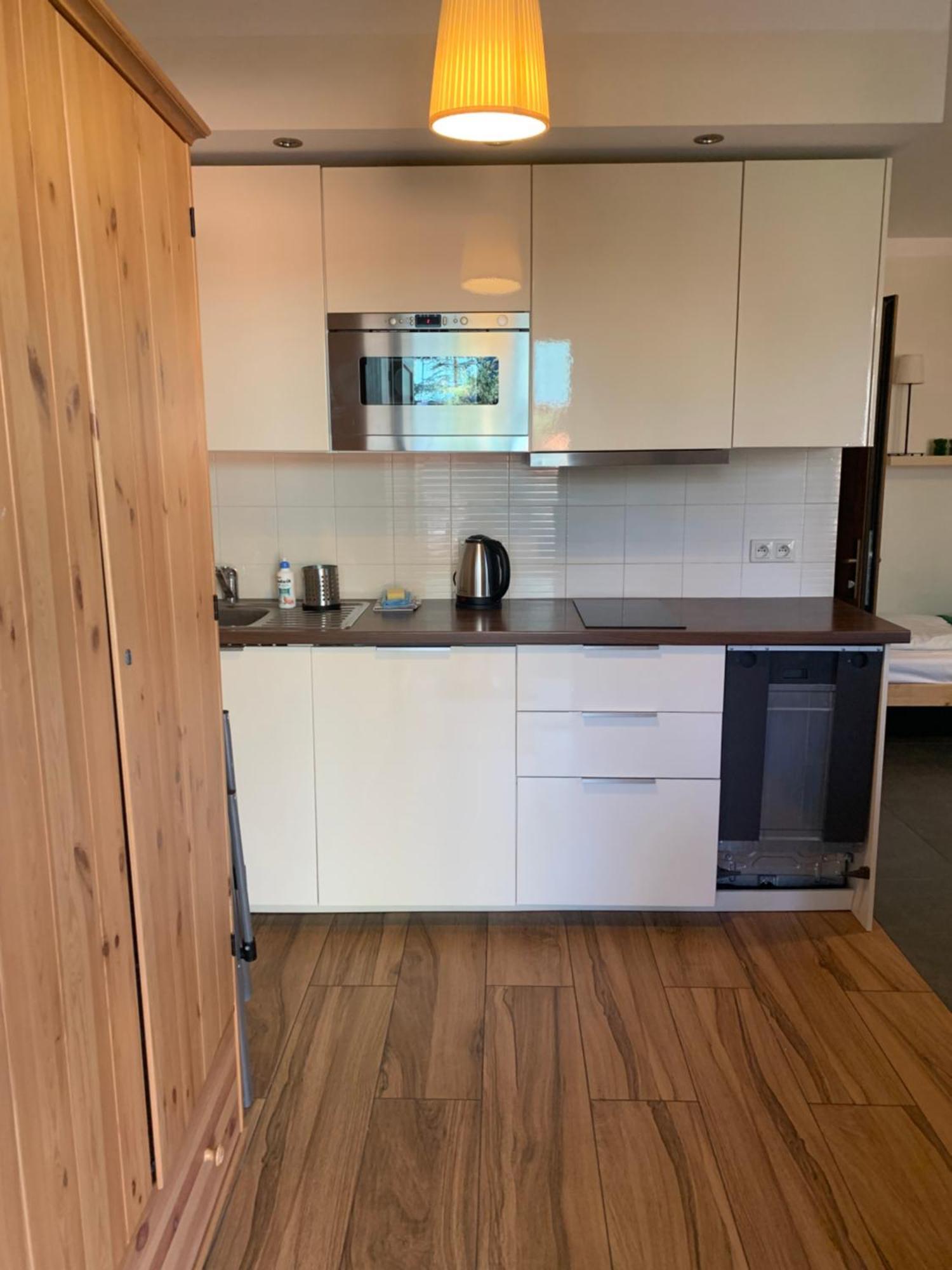 Sosnowa Mila - Domy I Apartamenty Поберово Екстериор снимка
