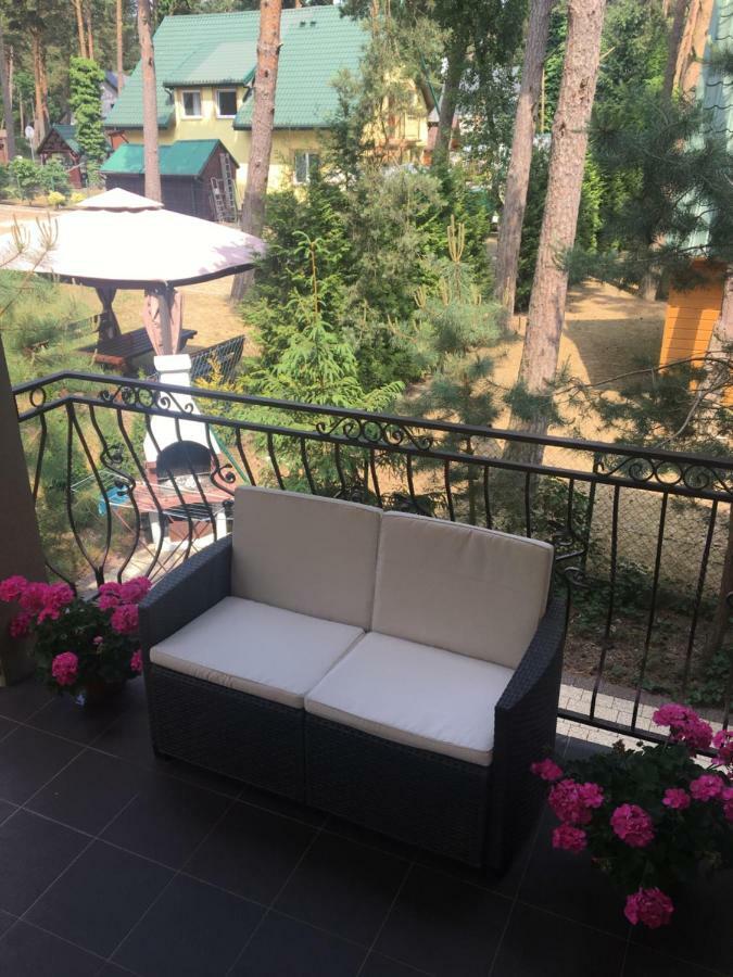 Sosnowa Mila - Domy I Apartamenty Поберово Екстериор снимка